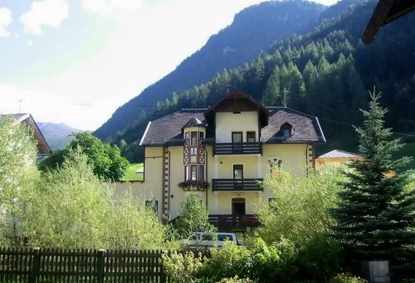 ユースホステル Gasthof Geraerhof