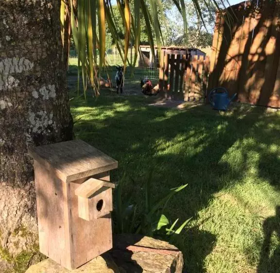 Aamiaismajoitus (B&B) Au Mas Retz De Jade