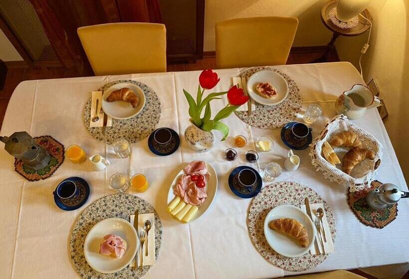 تختخواب و صبحانه Casa Bea