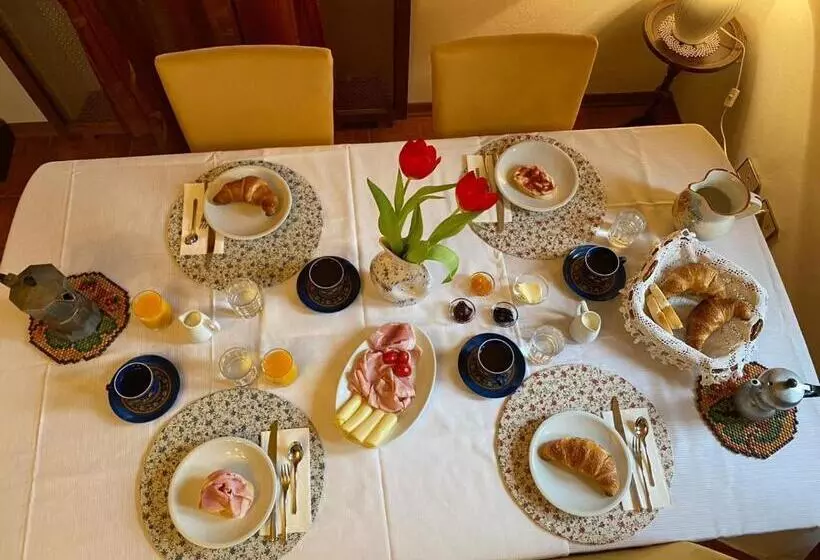 تختخواب و صبحانه Casa Bea