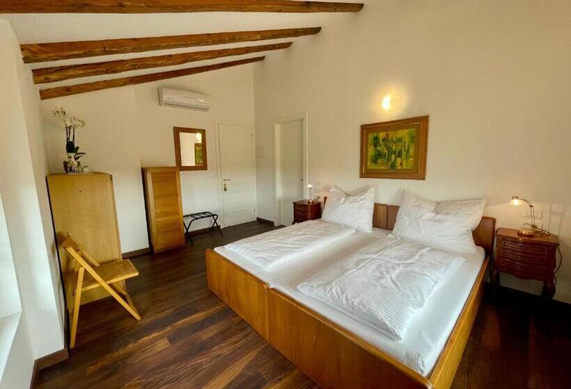 تختخواب و صبحانه Casa Bea