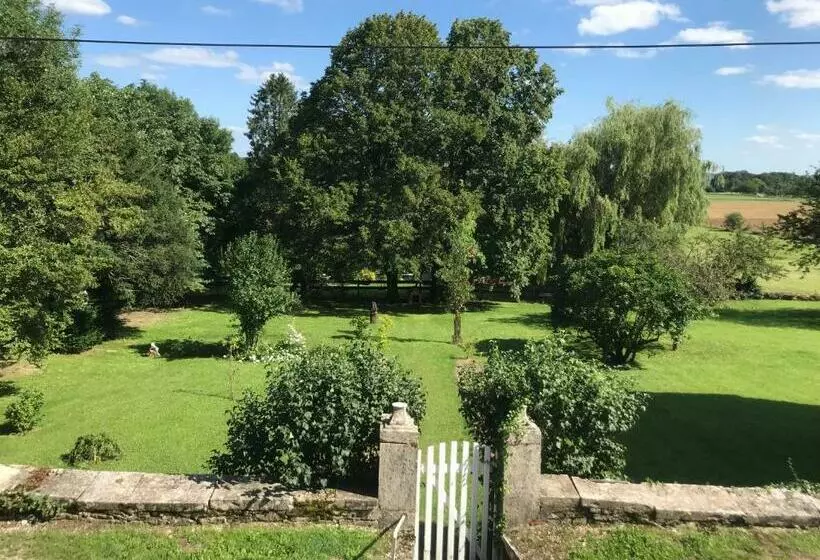 Aamiaismajoitus (B&B) Chez Zoiseau Et Zoiseautte