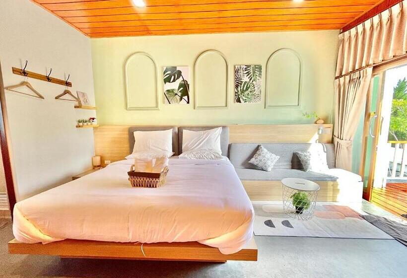 Hotel สต็อกโฮม เขาใหญ่