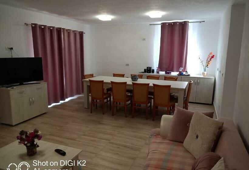 בית מלון כפרי Agropensiunea Răzvan