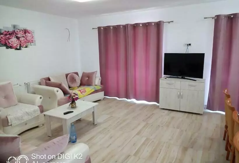 Hotelli Agropensiunea Răzvan