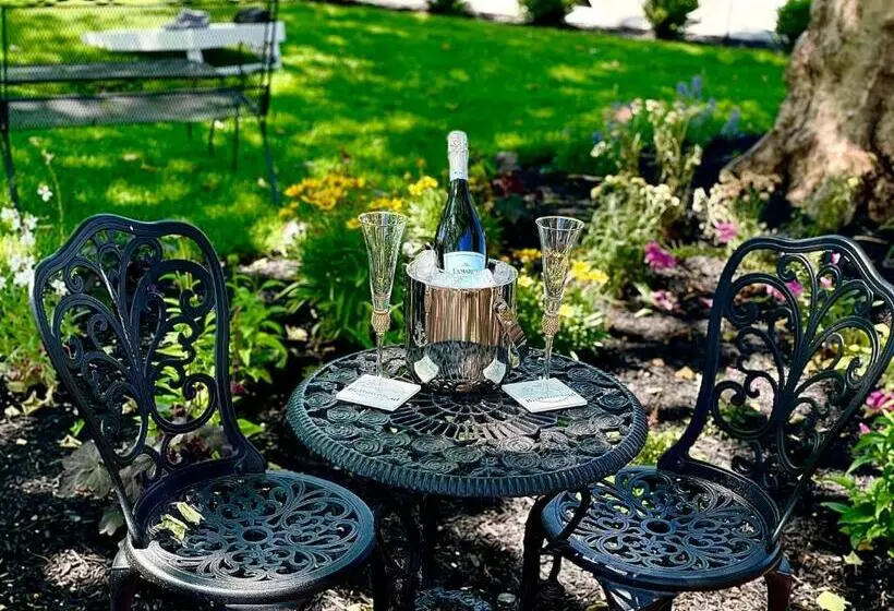 Hotelli Buttonwood Boutique