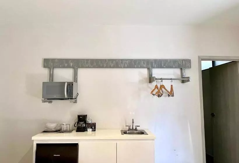 ホテル Capital Suites