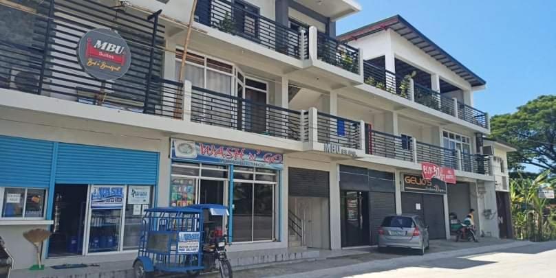 Otel Mbu Suites Bed N Breakfast Redpartner