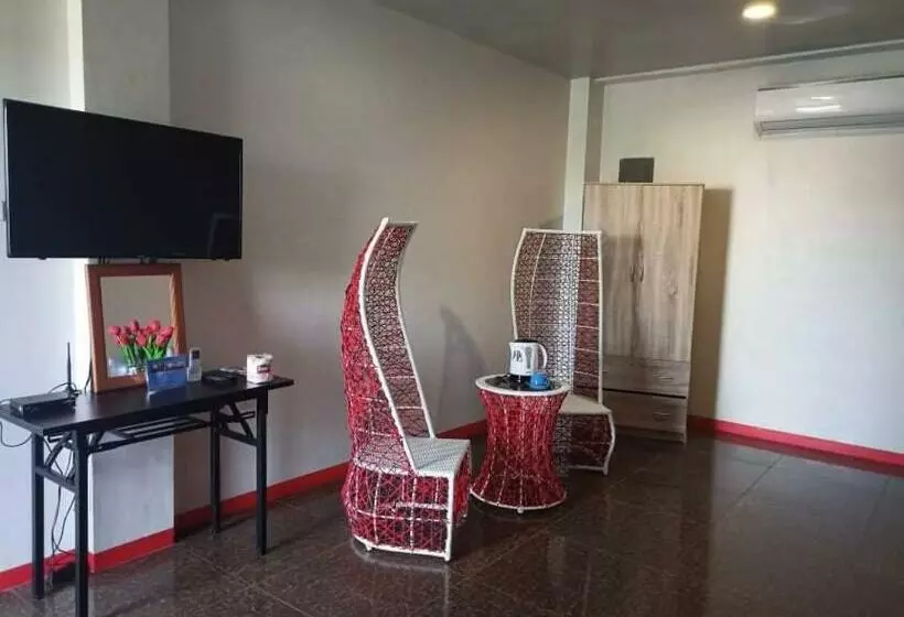 Hotelli Mbu Suites Bed N Breakfast Redpartner