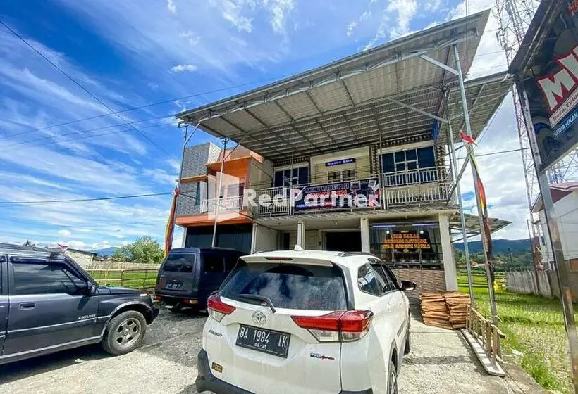 Hotelli Minang Raya Guesthouse Syariah Redpartner