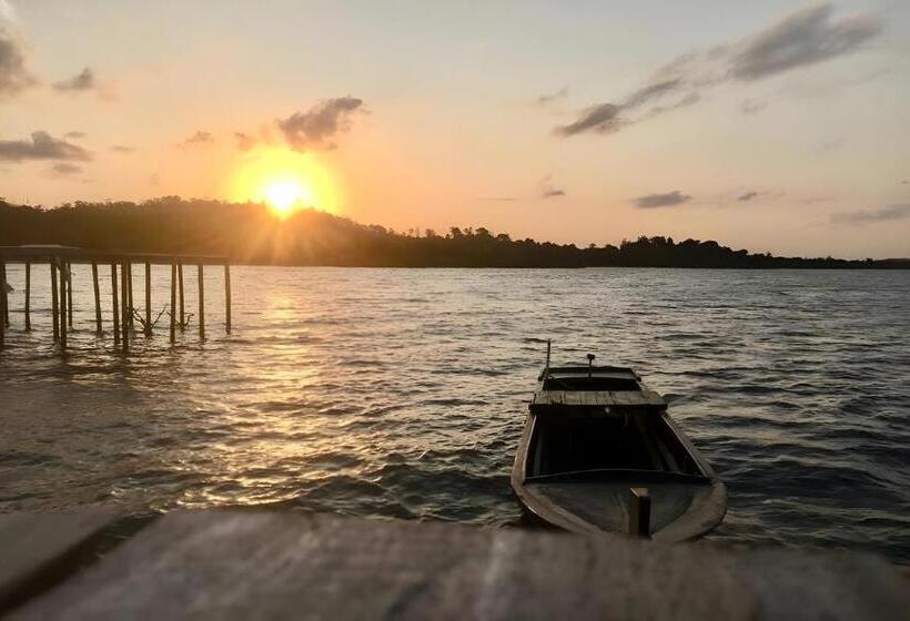 Kiki Beach Resort, Batam