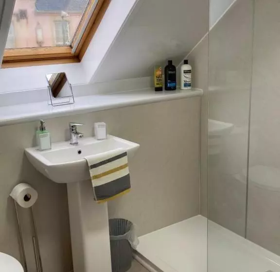 Majatalo 30 College Street, Buckhaven, Leven, Fife, Ky81jx