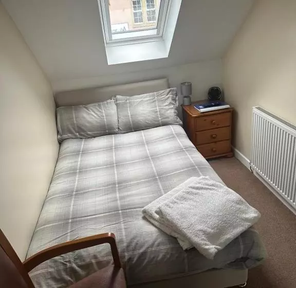 Majatalo 30 College Street, Buckhaven, Leven, Fife, Ky81jx