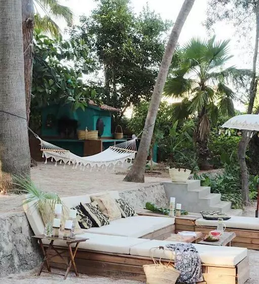 Majatalo El Botanico De Sagra