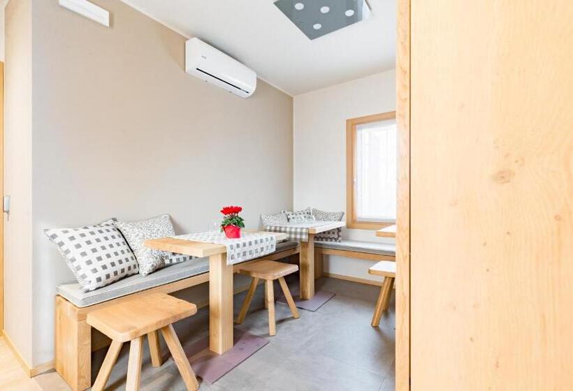 פנסיון Guest House La Sosta