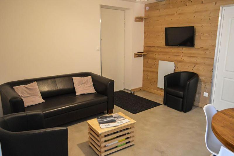 膳宿费 L Ecureuil