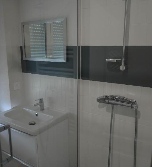 膳宿费 L Ecureuil