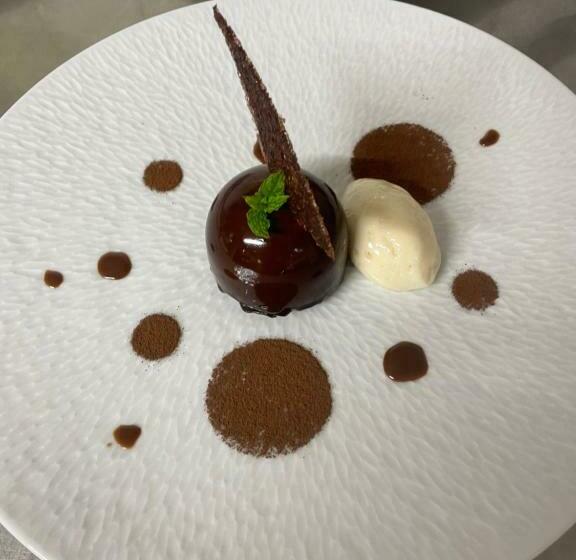 פנסיון Les Chambres D à Côté