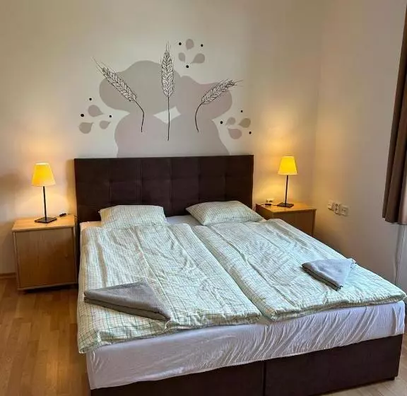 Majatalo Penzion Maják