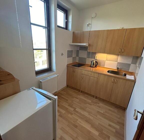 פנסיון Penzion Maják