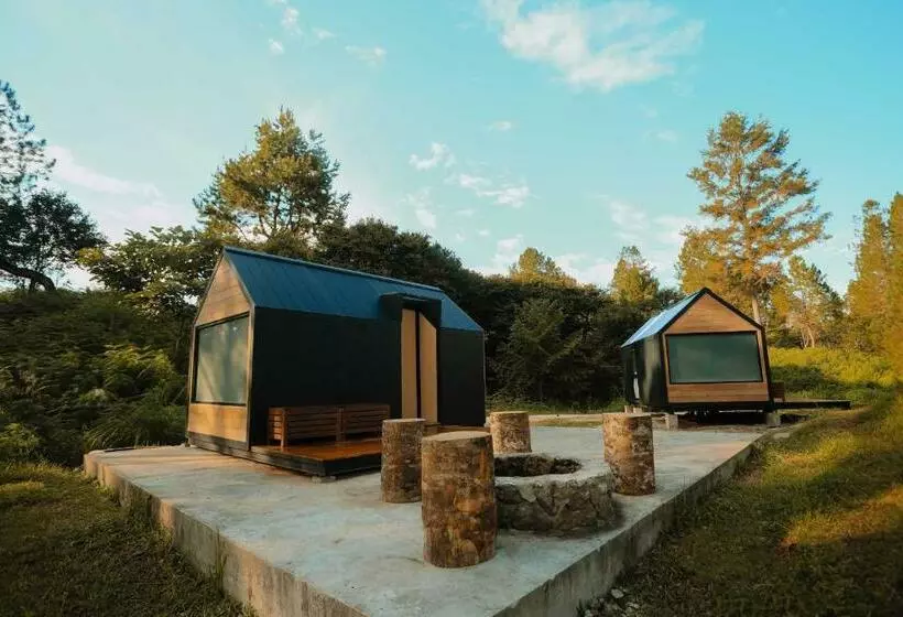 Lomakeskus Bobocabin Kaldera, Toba