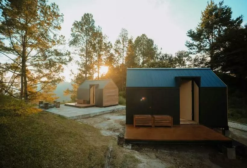 Lomakeskus Bobocabin Kaldera, Toba