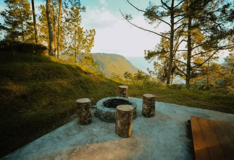Lomakeskus Bobocabin Kaldera, Toba