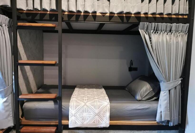 The 8 Hostel Buriram