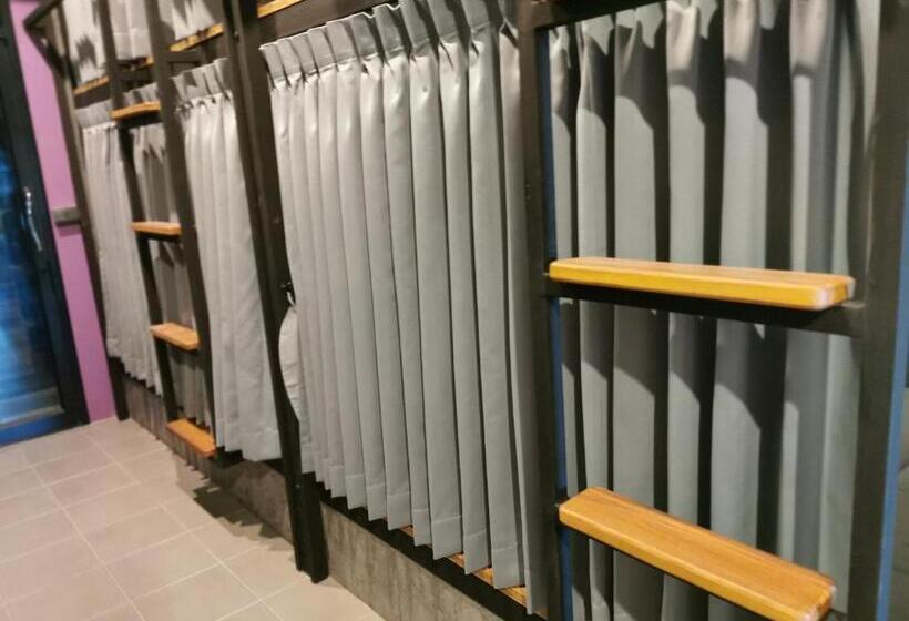 The 8 Hostel Buriram