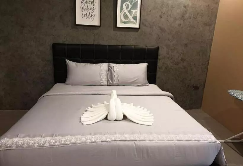The 8 Hostel Buriram