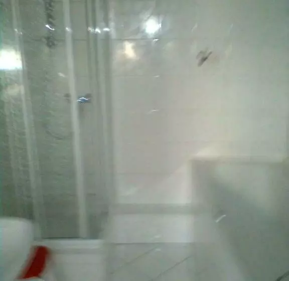 Retkeilymaja Gasthof Weingut Brand Walter