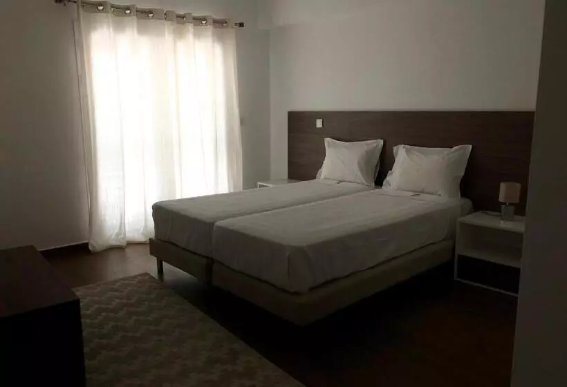 ユースホステル Marqueses De Ferreira