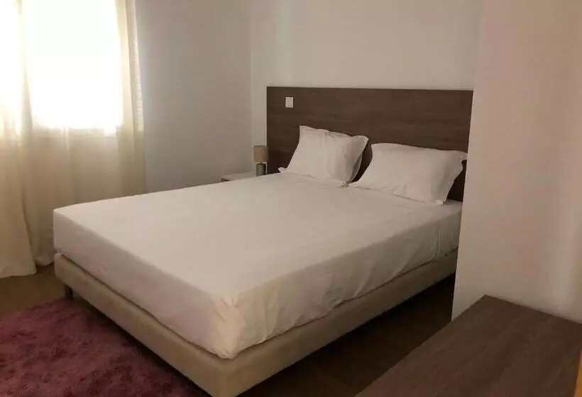 ユースホステル Marqueses De Ferreira