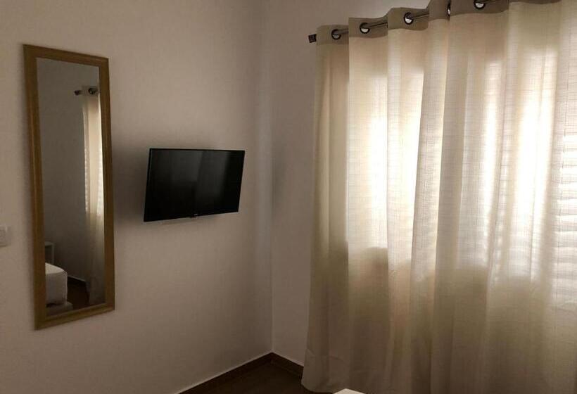 הוסטל Marqueses De Ferreira