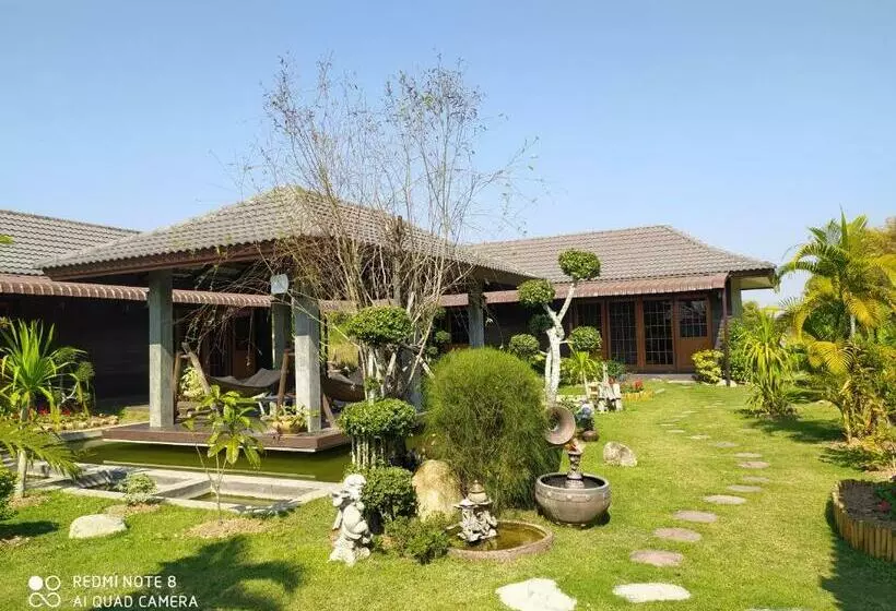 Aamiaismajoitus (B&B) Angels Chambres D Hotes