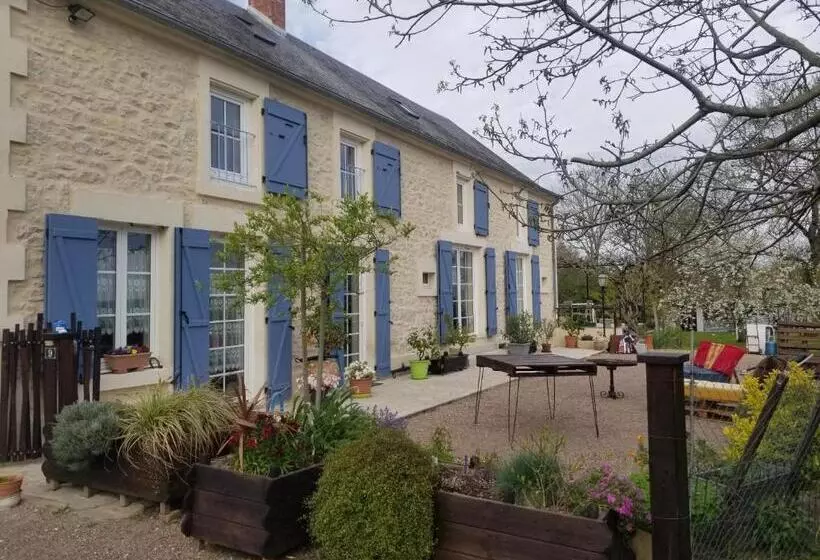 ベッドアンドブレックファースト Chambre D Hôtes Chez Léon Pour 1 à 4 Personnes