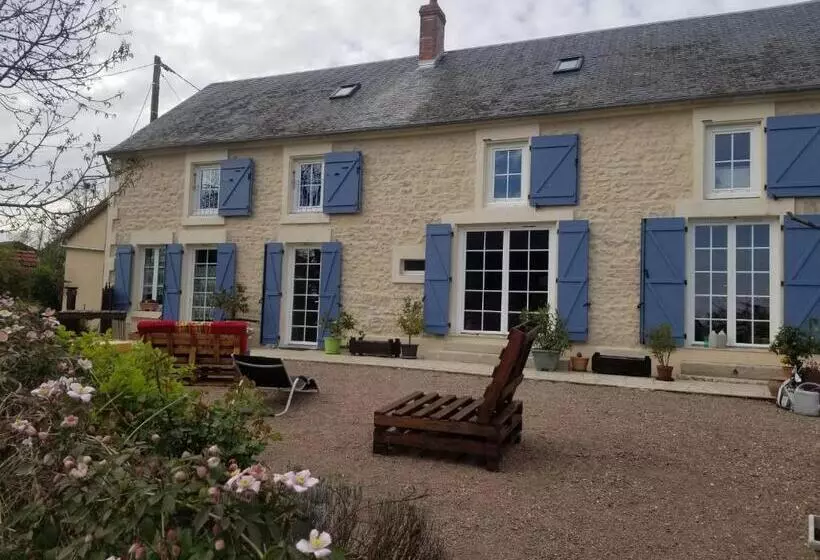 ベッドアンドブレックファースト Chambre D Hôtes Chez Léon Pour 1 à 4 Personnes