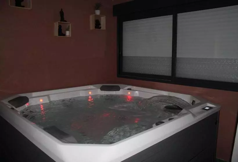 ベッドアンドブレックファースト Happy & Relax