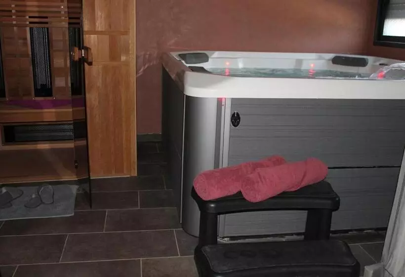 ベッドアンドブレックファースト Happy & Relax