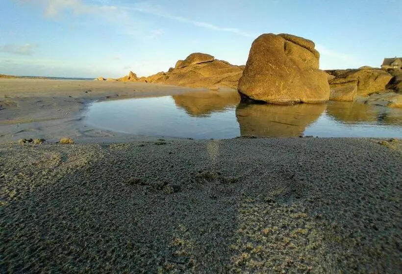 Aamiaismajoitus (B&B) Les Chambres De Kerchelgen