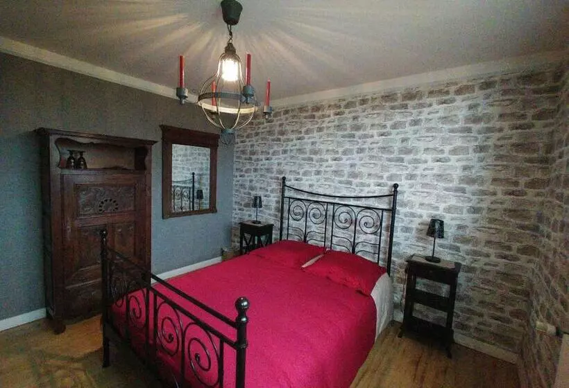 Aamiaismajoitus (B&B) Les Chambres De Kerchelgen