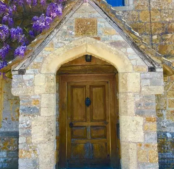 ベッドアンドブレックファースト The Grange