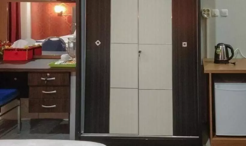 Edhotel Kusuma Atambua Mitra Reddoorz