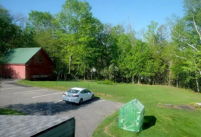 Guilford Bed And Breakfast