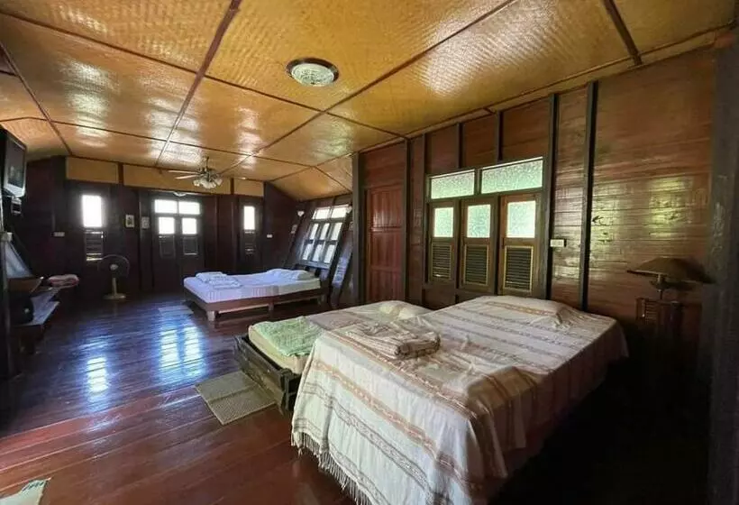 ホテル จำค่า ชาเลท์ บ้านพักสวนเกษตร