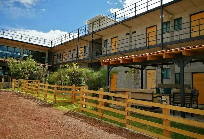 ホテル Casa Antares