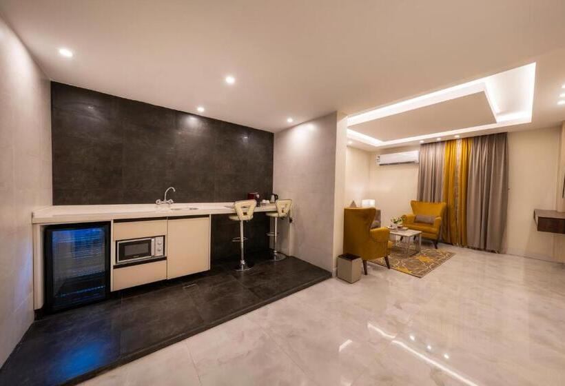 هتل Garden Millennium