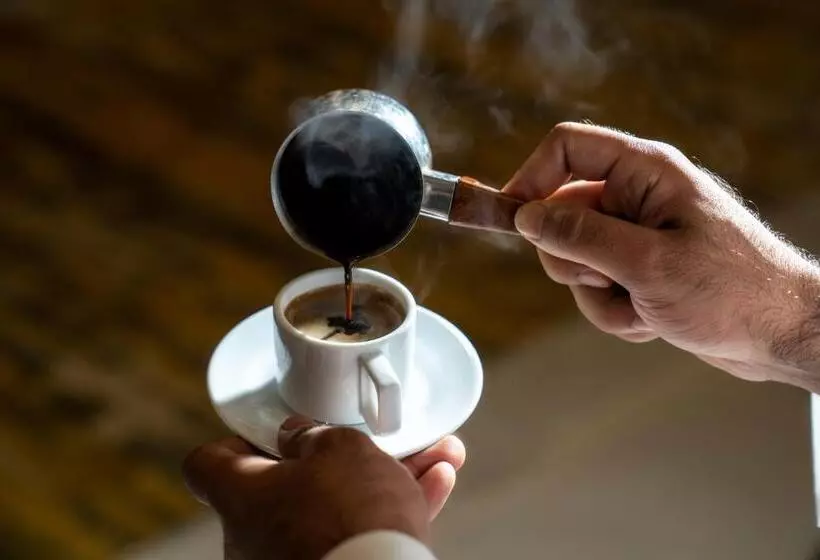 Hotelli Garden Millennium