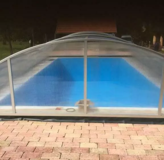 Nyirfa Apartmanház Döröske