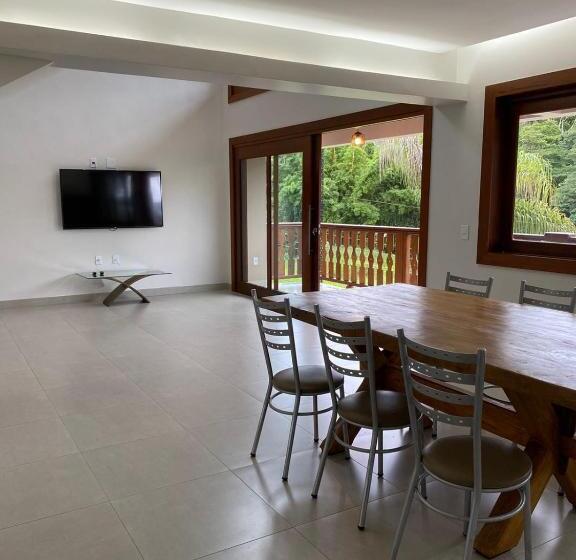 Pension (Hôtel basse catégorie) Katuny Pousada E Eventos